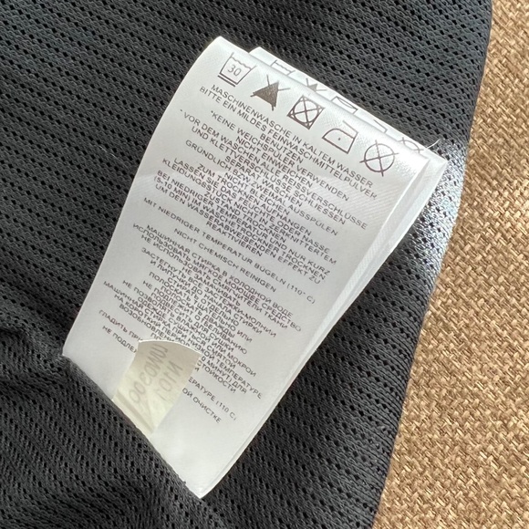 LOLE Women's Jive Jacket, Medium, Black. Light. Rain. - Picture 8 of 12